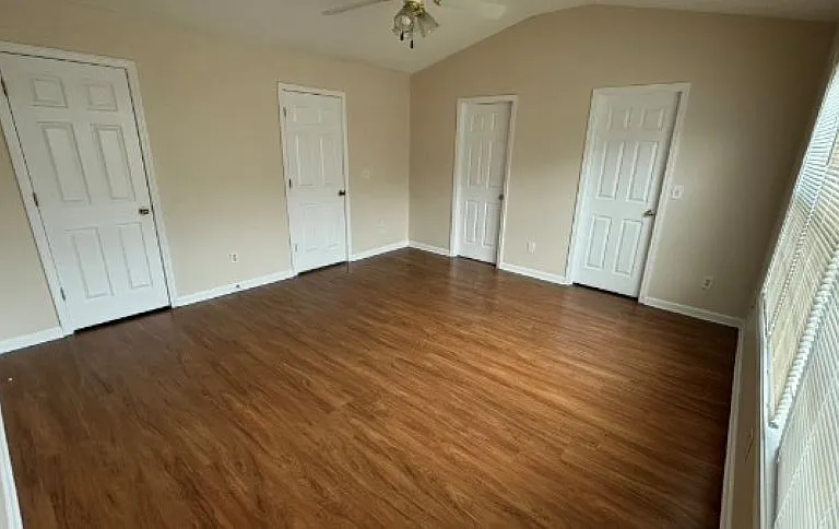 1010 Maple Valley Ct — Photo 11