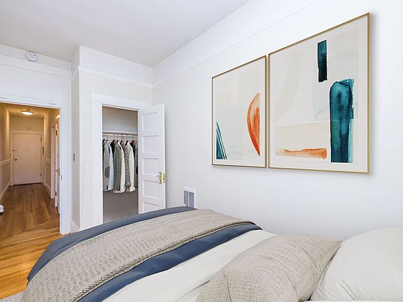 5th image of 1060 Pine St APT 3