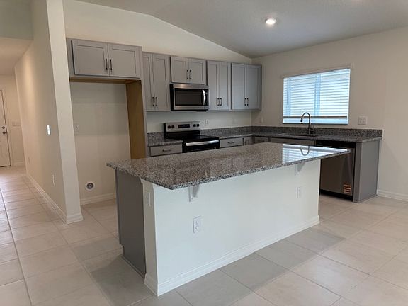 4th image of 3301 Sanctuary Dr