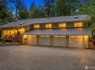 23811 NE 43rd St, Redmond, WA 98053