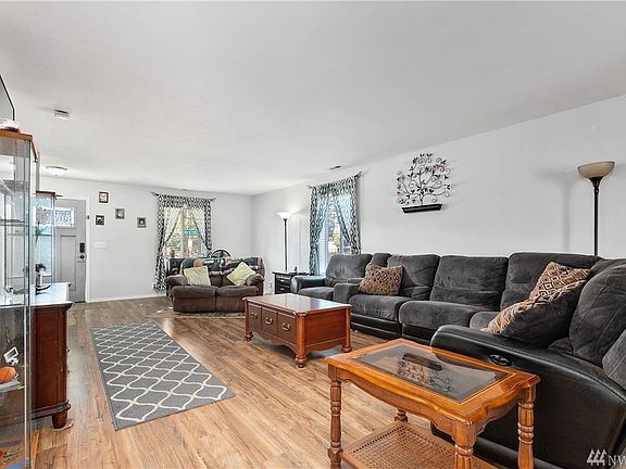 4th image of 7801 203rd Street Ct E