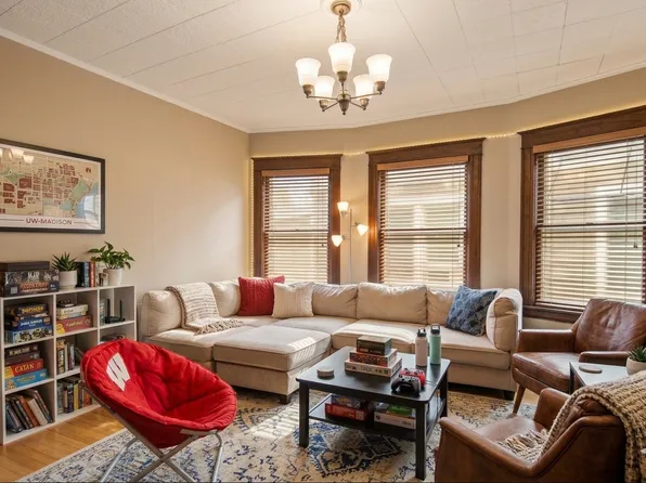 122 N Franklin St, Madison, WI 53703