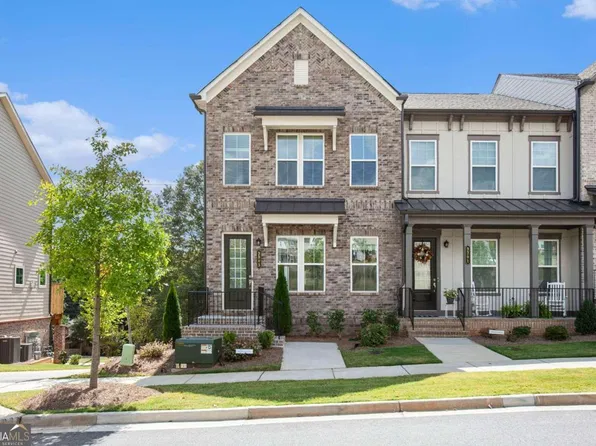 3303 Park Pointe Cir, Scottdale, GA 30079