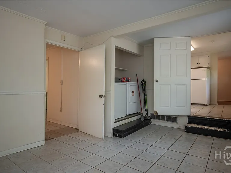 175 Habersham Way — Photo 19