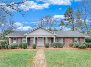 1119 Dixon Cir, Gainesville, GA 30501