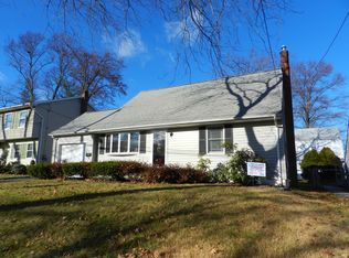 551 Orchard St, Rahway, NJ 07065