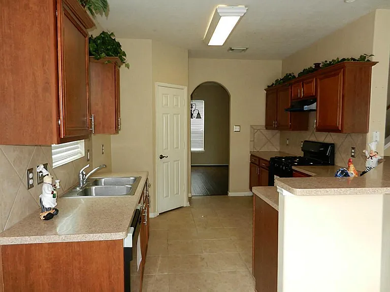 25215 Ibris Ranch Dr — Photo 7
