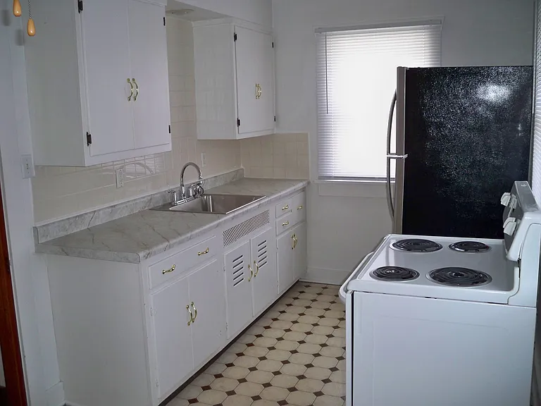 331 W Cedar St #3 — Photo 10