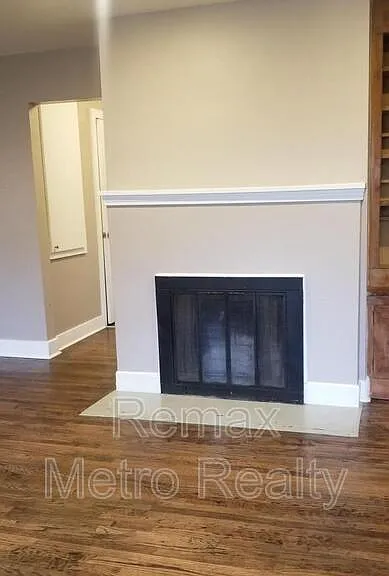 533 11th Ave E #1 — Photo 2