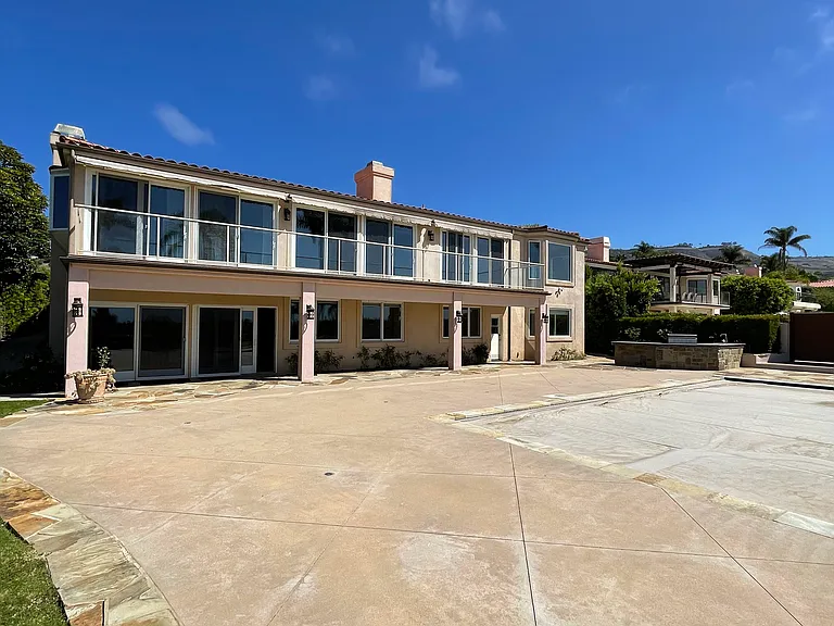 6600 Sea Cove Dr — Photo 5