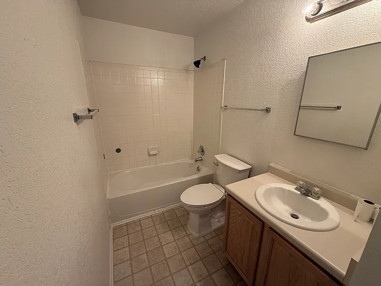 10838 Larson Cavern — Photo 37