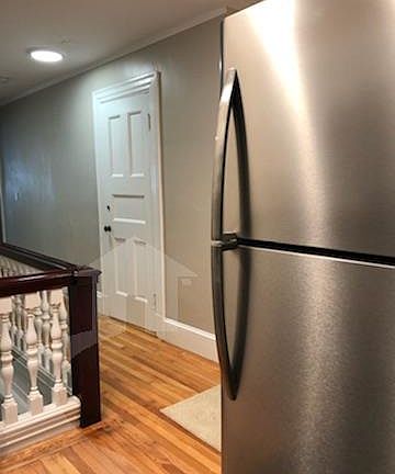 3rd image of 16 Alpine St APT 2