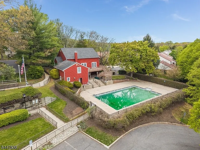 10 Daniel Ct — Photo 19