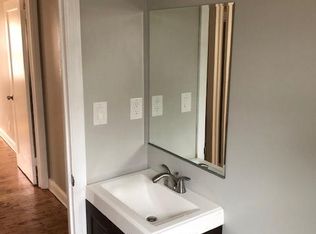18 Oxford St, Manchester, CT 06042