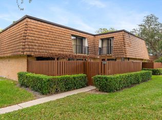2122 21st Ln, Greenacres, FL 33463
