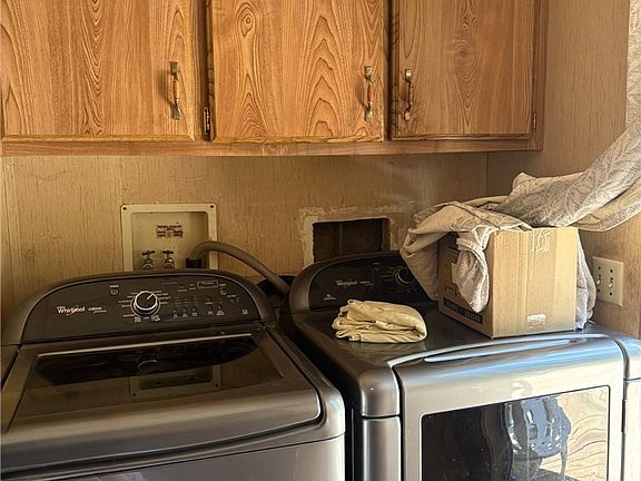 3rd image of 15048 Jack Pine Way