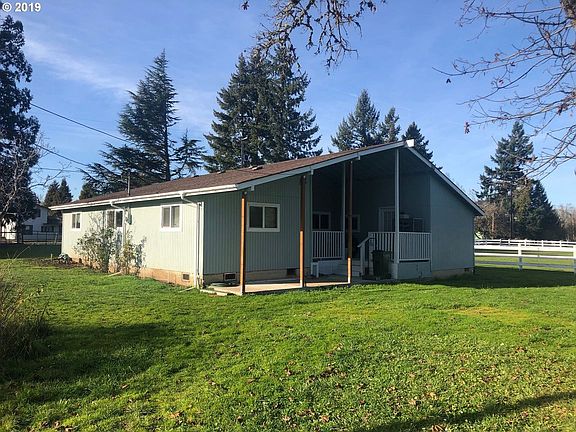 5th image of 82243 Hillview Dr