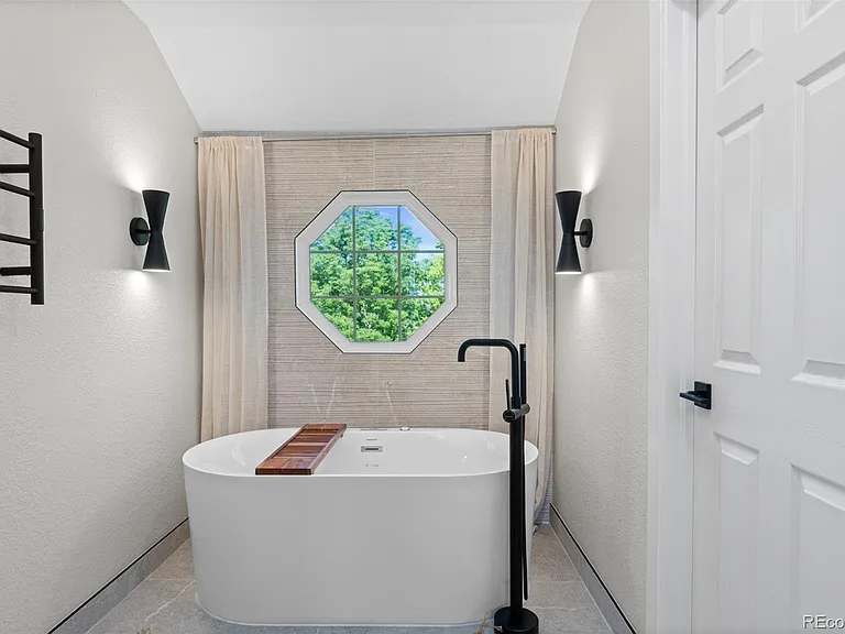 3947 Mallard Ln — Photo 33