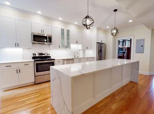 1561 Beacon St #3, Brookline, MA 02446