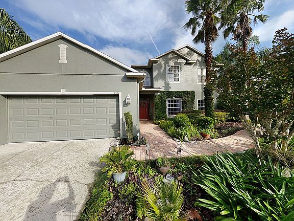 3rd image of 1581 Silk Tree Cir