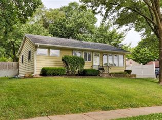 3206 SW 2nd St, Des Moines, IA 50315