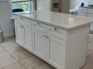 10 Ives St #1, Worcester, MA 01603