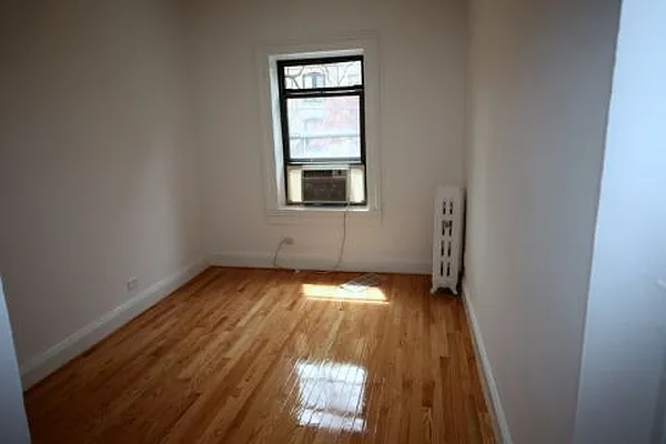 Rented by Alta Real Estate | media 13