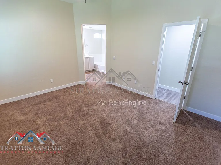 1868 W Desert Seasons Dr — Photo 30