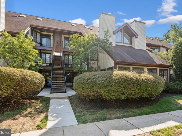 1609 Airy Hill Ct #B-8b, Crofton, MD 21114