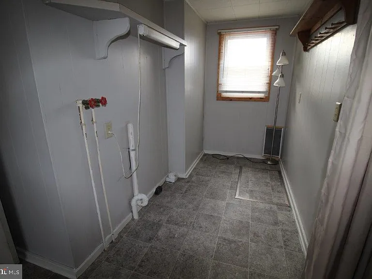 590 Gehman School Rd — Photo 9
