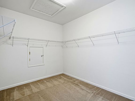 5th image of 871 Larkspur Ln