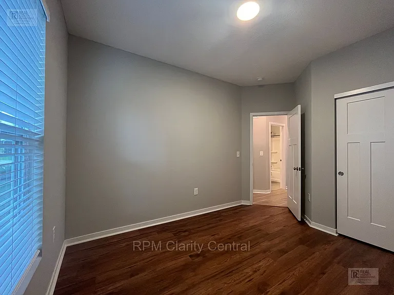 7089 Ashford Way — Photo 6