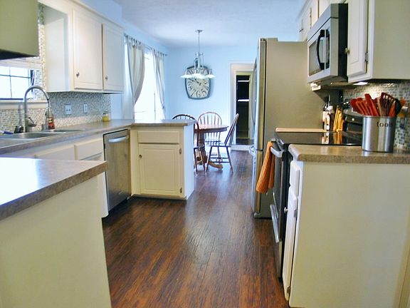 5th image of 1514 S Dublin Dr