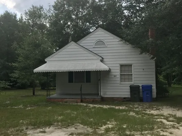 815 Aberdeen Rd, Laurinburg, NC 28352