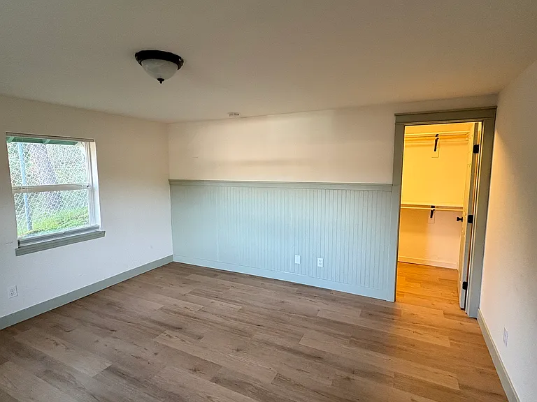 1133 Turner Ct #B — Photo 13