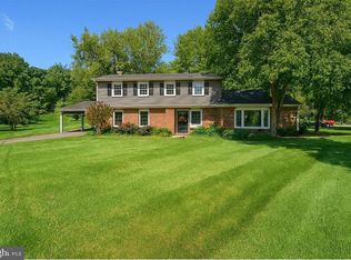 11804 Stonewood Ln, Rockville, MD 20852