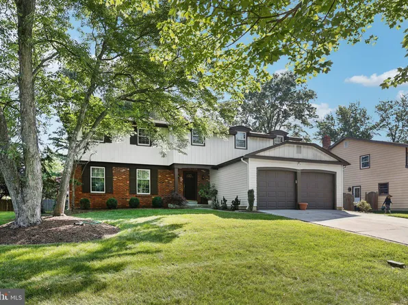 1685 Blue Jay Ln, Cherry Hill, NJ 08003