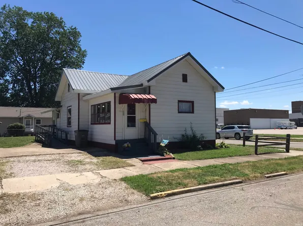 228 S 7th St, Vincennes, IN 47591