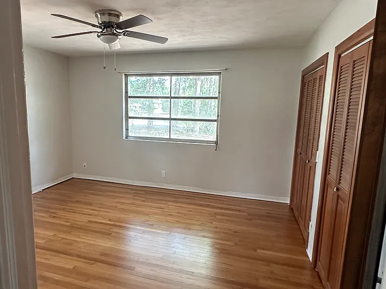 1166 Australia Ave — Photo 8