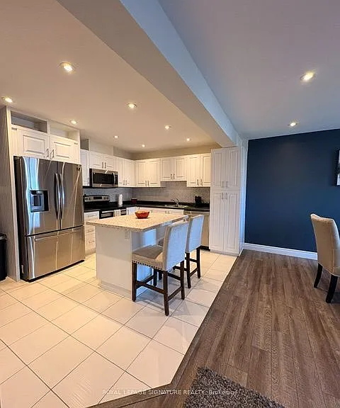 170 Daffodil Ct — Photo 3