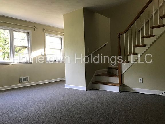4th image of 4320 Cresthill Dr #4322
