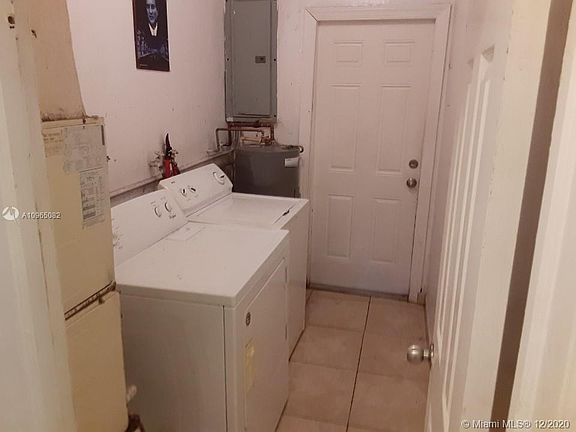 4th image of 1674 NE 175th St #1674