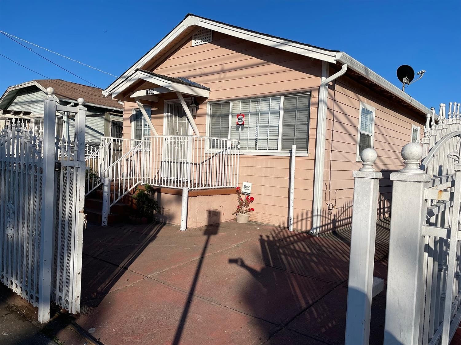 1036 69th Ave, Oakland, CA 94621 Zillow