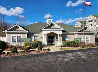 98 Mill St APT 103, Woonsocket, RI 02895