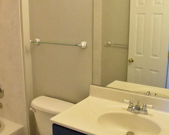 711 Galway Ln — Photo 26