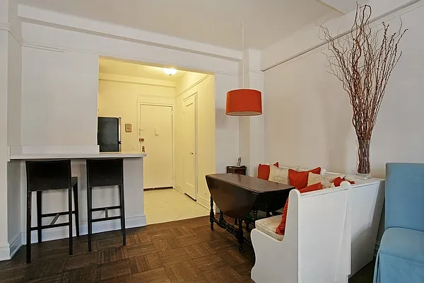 Sold by Corcoran | media 16