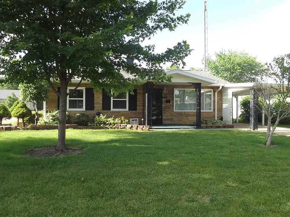 1st image of 1800 Washington Dr
