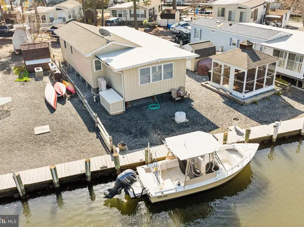 111 Beach Harbor Dr #D-228, Grasonville, MD 21638