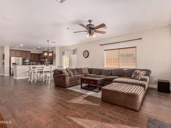 581 W REEVES Avenue, San Tan Valley, AZ 85140