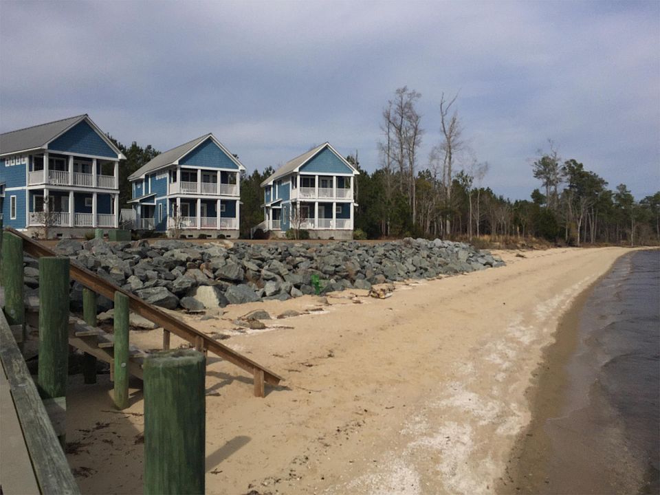 The rental is the middle condo overlooking the Neuse.